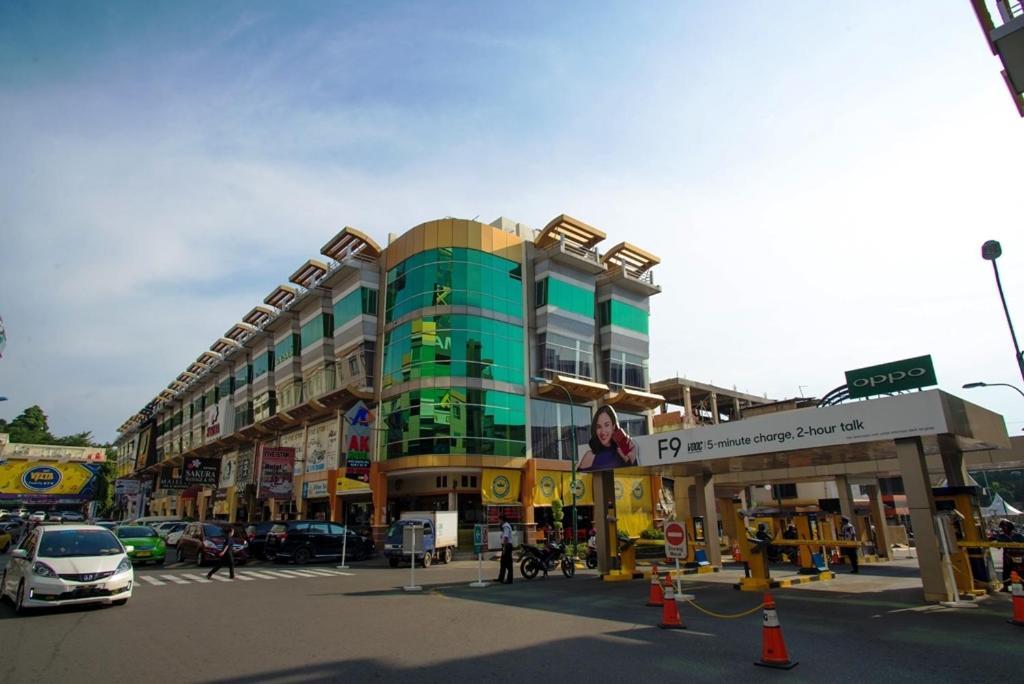 Ak Hotel Nagoya Hill Batam Luaran gambar