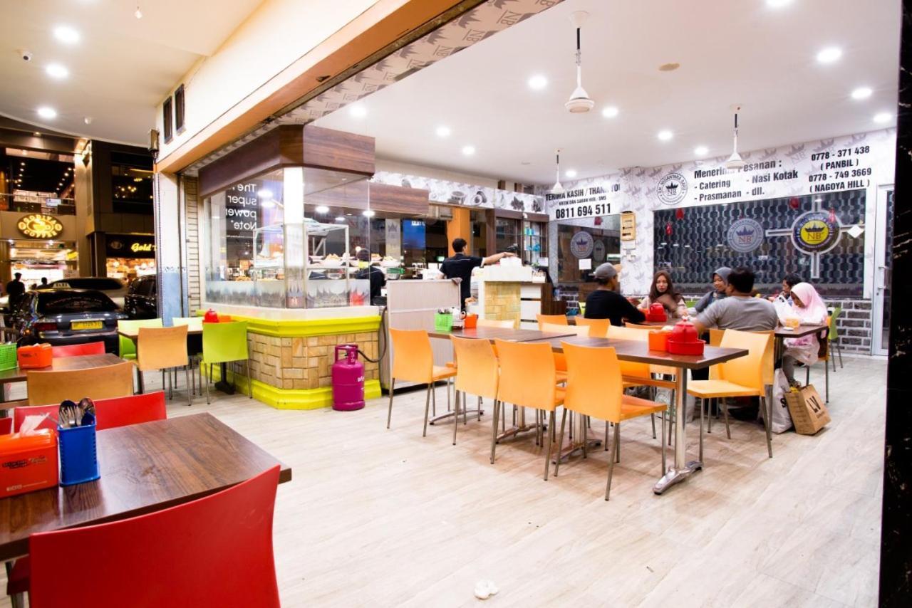 Ak Hotel Nagoya Hill Batam Luaran gambar