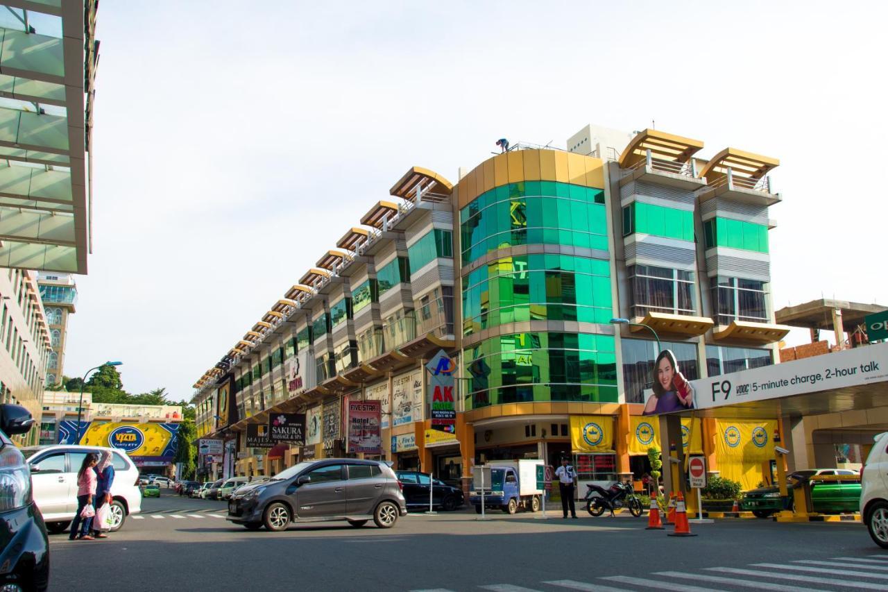 Ak Hotel Nagoya Hill Batam Luaran gambar